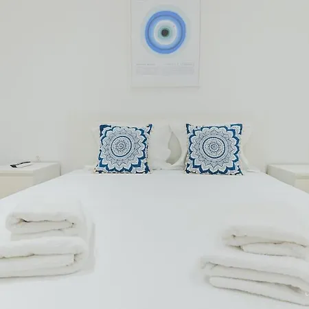 Iris & Studio In Chanioti, 150m To Beach * هانيوتي