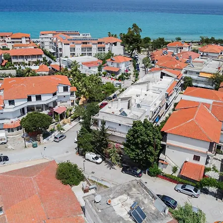 Apartamento Iris & Studio In Chanioti, 150m To Beach Chaniotis